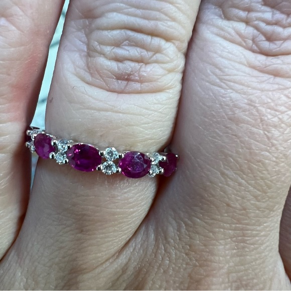 14k White Gold Diamond & Ruby Band Ring - Picture 5 of 8